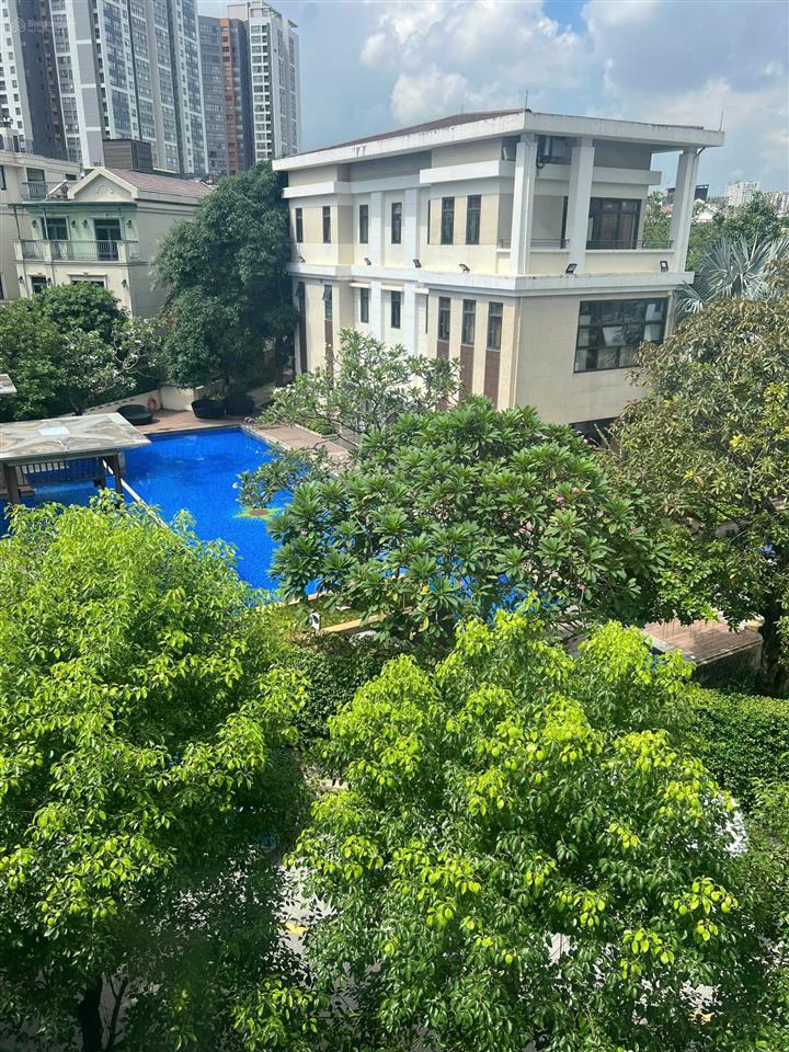Cho thuê biệt thự vip starlake 240m2 x 4 tầng 5pn, thang máy full,  0339 937 ***
