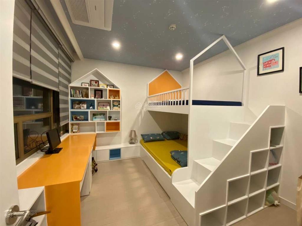 Cho thuê căn hộ 125m2 3pn starlake tây hồ. nội thất cơ bản  0339 937 ***