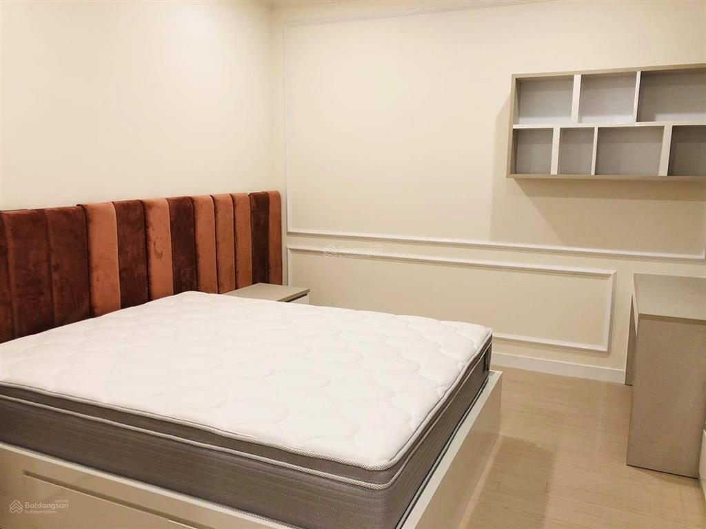 Cho thuê căn hộ 125m2 3pn starlake tây hồ. nội thất cơ bản  0339 937 ***