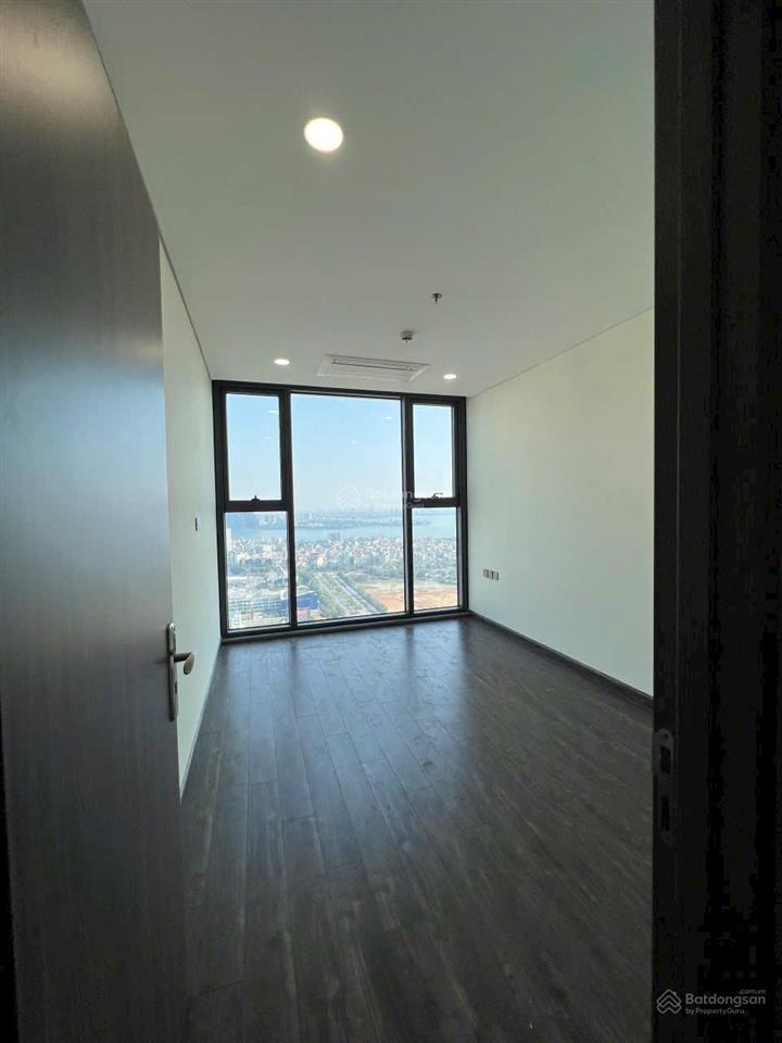 Bán căn hoa hậu tòa n01t7 ngoại giao đoàn 105m2, 3pn giá 16,8 tỷ view toàn bộ hồ tây.  0339 937 ***