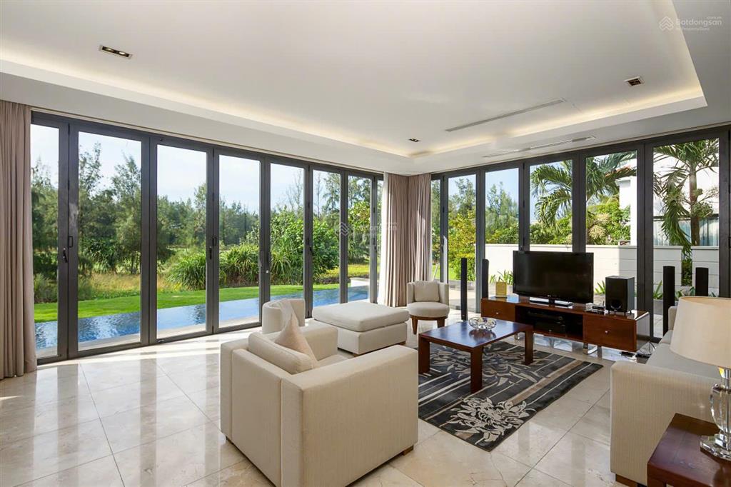 Cho thuê 3 căn biệt thự đơn lập đẹp starlake tây hồ, giá từ 70tr/100tr/tháng.  0339 937 ***