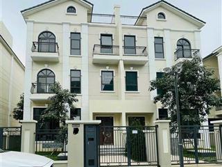 Cho thuê biệt thự 260m2 *3 tầng 1 tum nội thất cơ bản (thang máy) kđt mỹ đình 2