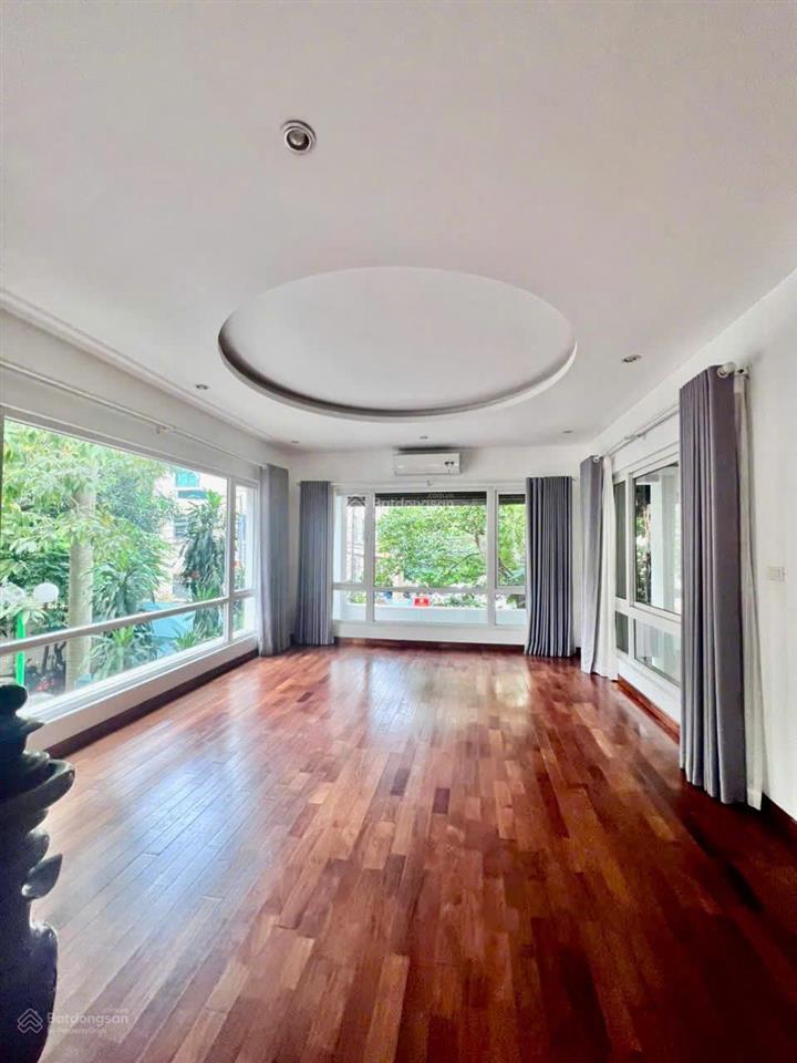 Cho thuê nhà liền kề ngõ 603 lạc long quân 120m2 5 tầng ngõ thông 2 ô tô tránh dừng đỗ ngày đêm