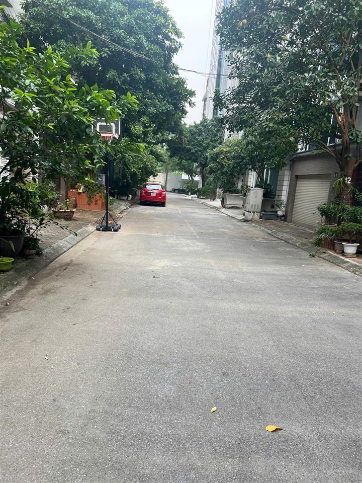 Cho thuê nhà liền kề ngõ 603 lạc long quân 120m2 5 tầng ngõ thông 2 ô tô tránh dừng đỗ ngày đêm