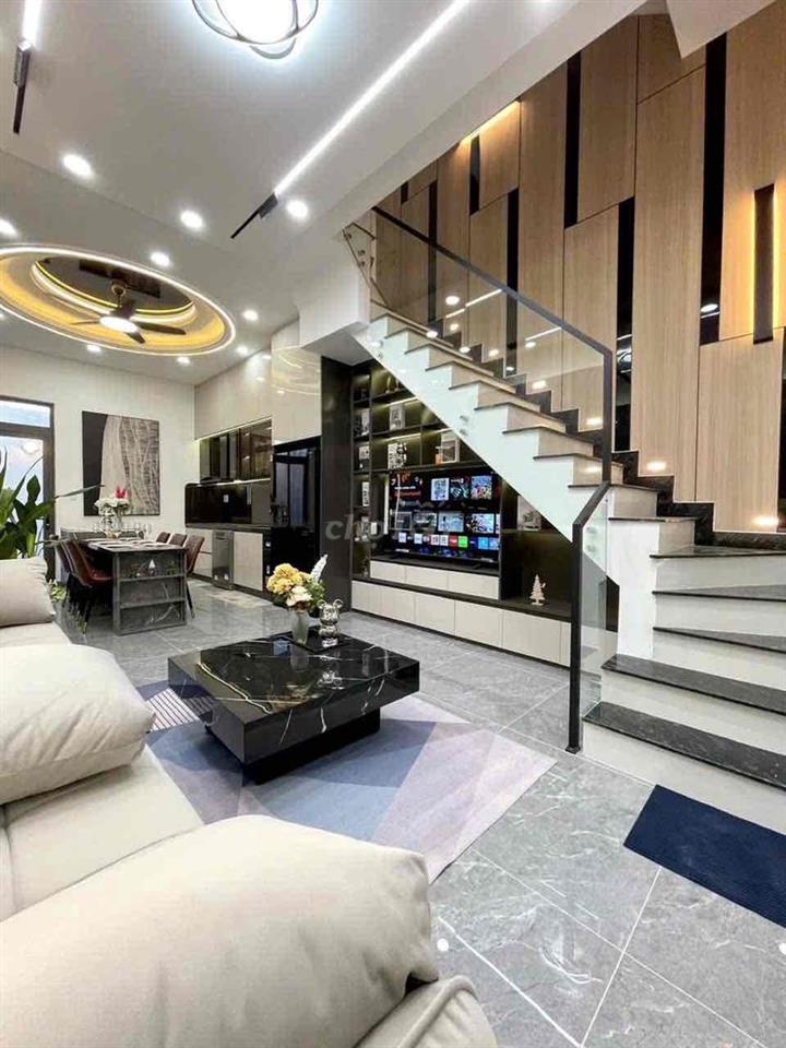 Bán nhà hẻm an phú đông 27 gần cầu vượt Bình phước