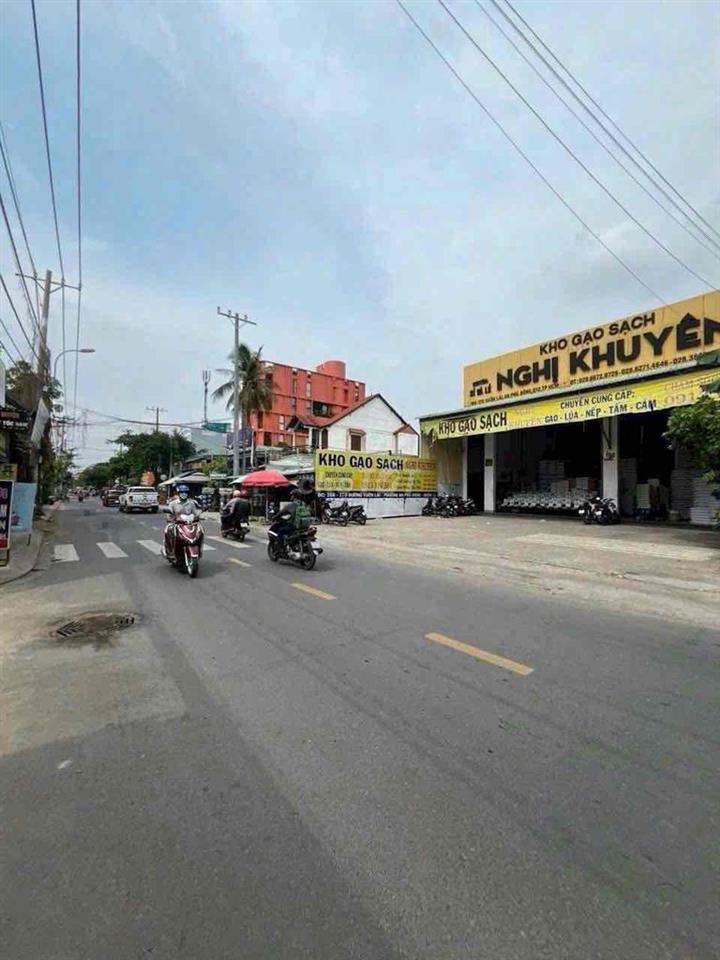 Bán đất mặt tiền vườn lài tiện kinh doanh 15.2mx68m