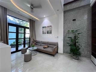 Gấp - 3 tầng 3 mê trung tâm Hải Châu - Oto đậu sát nhà - giá 5ty1