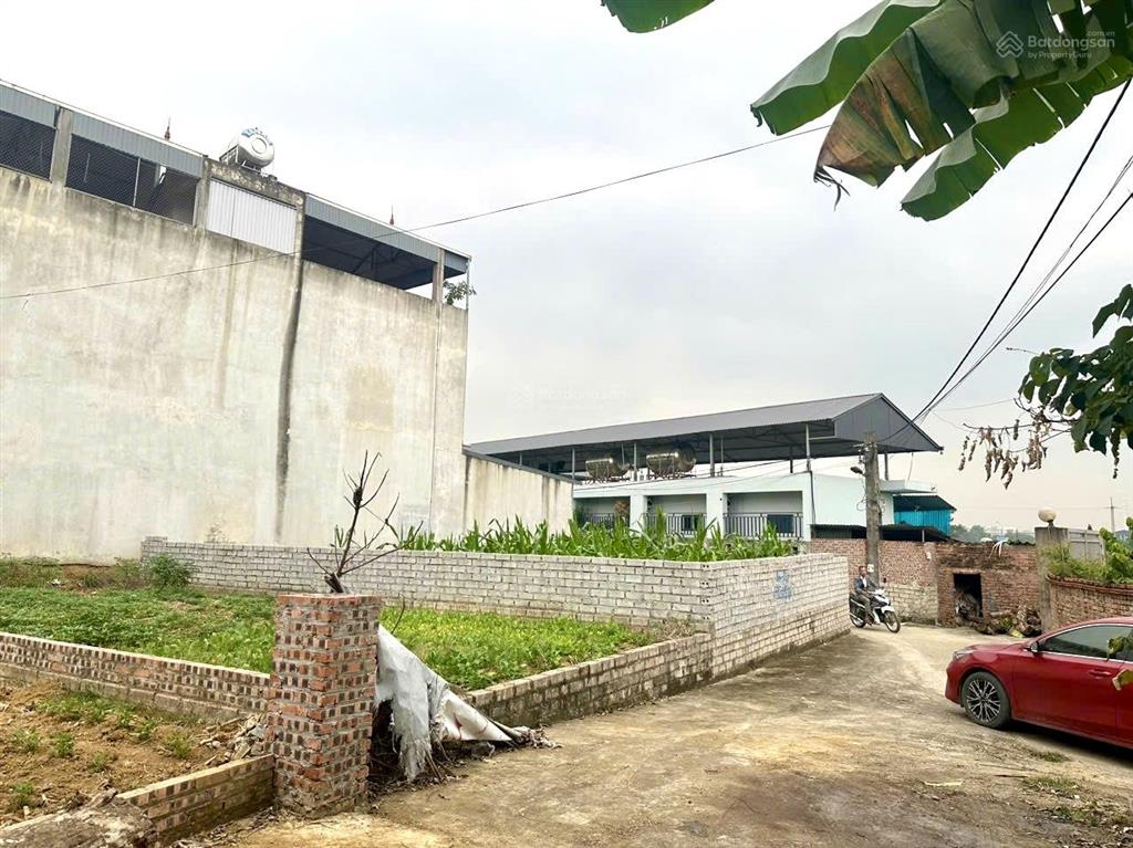 Cần bán 90m2 đất hạ bằng giáp công nghệ cao hoà lạc giá 3tỷ 350triệu