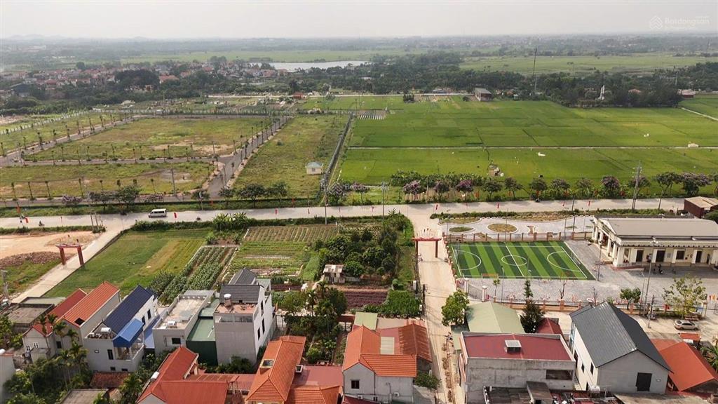 Cần bán 114m2 đất gần khu đấu giá xóm 1 lục xuân  võng xuyên đối diện cụm công nghiệp võng xuyên