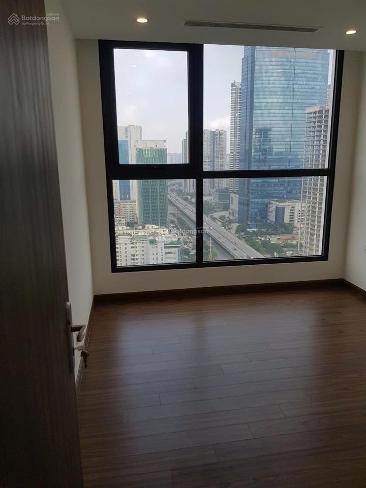 Chính chủ cần bán căn góc 3pn 105m2 toà w2 vinhomes west point nội thất cơ bản, nhà mới đẹp giá tốt