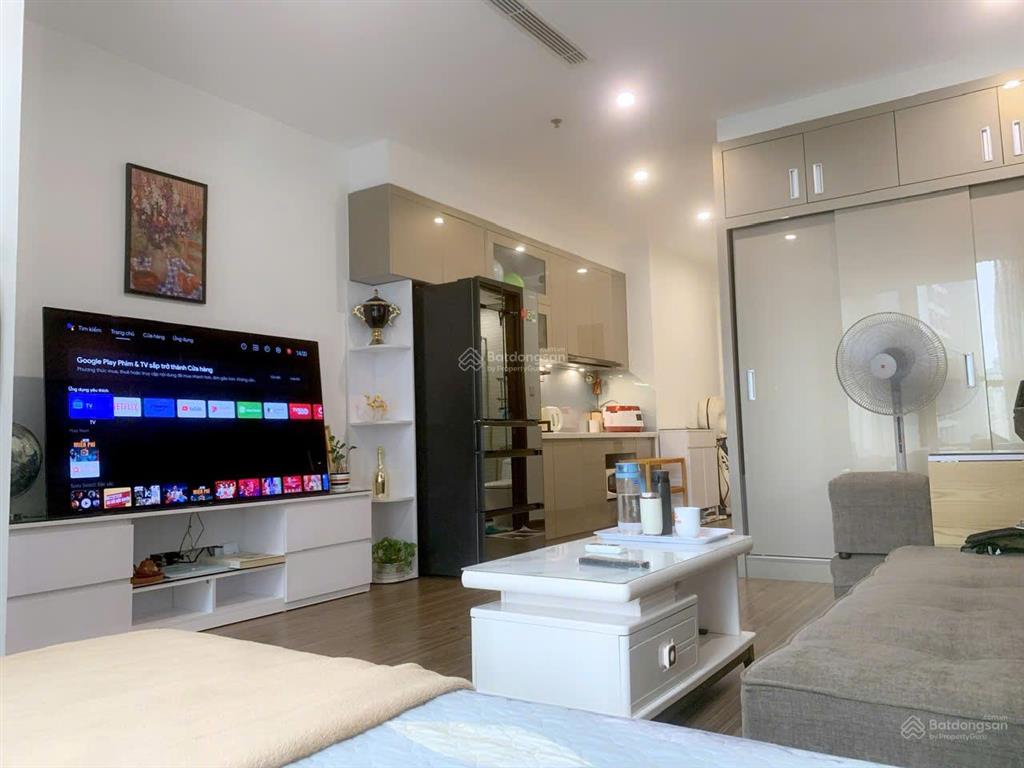 Chính chủ cần bán gấp căn hộ 1pn vinhomes west point full đồ đẹp hướng mát giá nhỉnh 5 tỷ