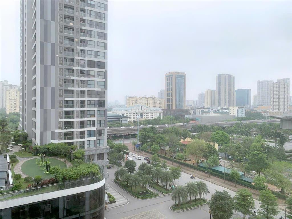 Chính chủ cần bán gấp căn hộ 1pn vinhomes west point full đồ đẹp hướng mát giá nhỉnh 5 tỷ