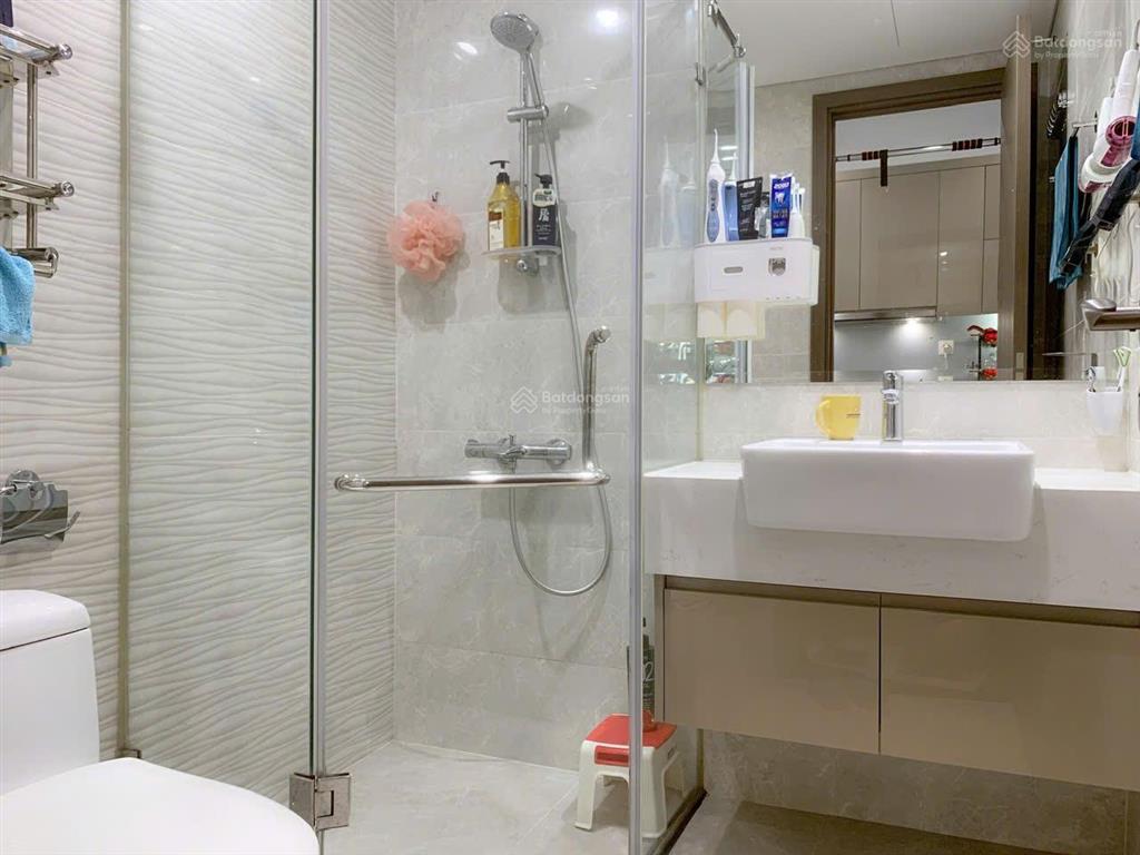 Chính chủ cần bán gấp căn hộ 1pn vinhomes west point full đồ đẹp hướng mát giá nhỉnh 5 tỷ