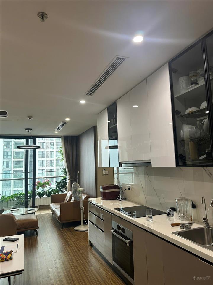 Rẻ quá khách ơi .bán căn 3pn 112m2 full nội thất vinhomes west point giá nhỉnh 9 tỷ