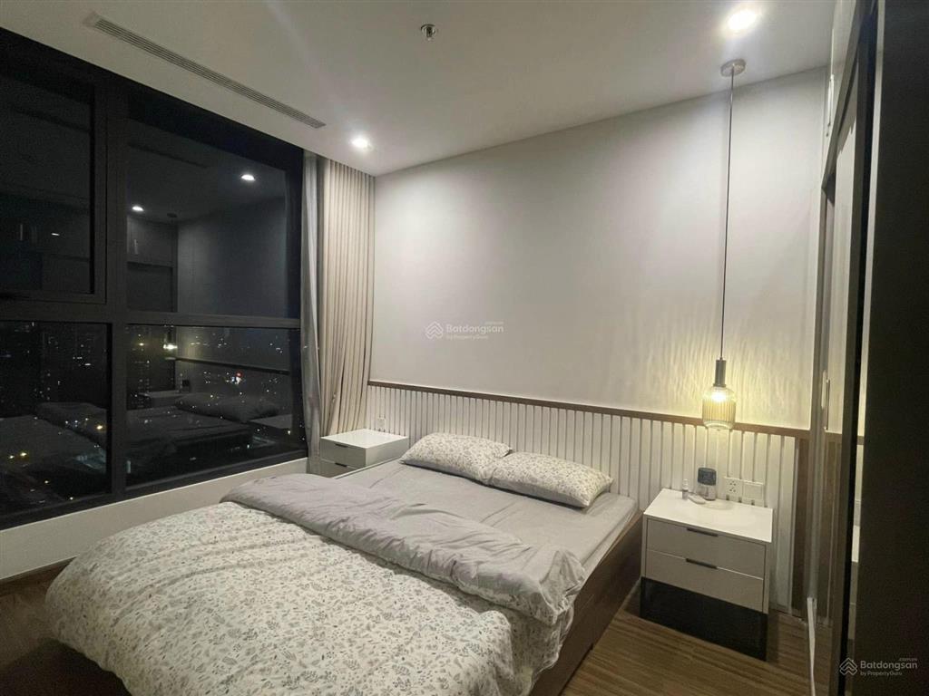 Cho thuê vinhomes west point 2pn2wc full đồ nội thất đẹp sang trọng, view thoáng, vị trí trung tâm