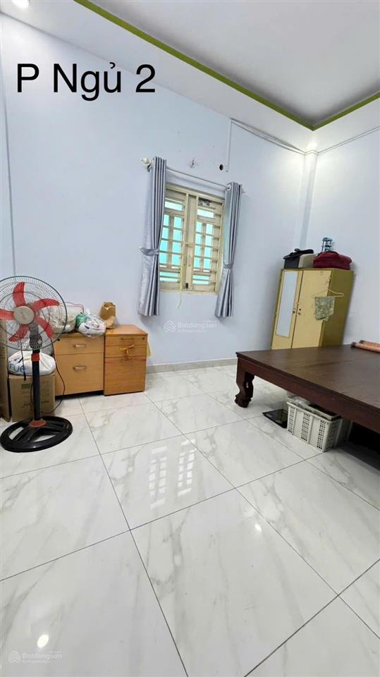 Hẻm nguyễn chí thanh  gần bv chợ rẫy. diện tích 4 x 13m. 4 tầng