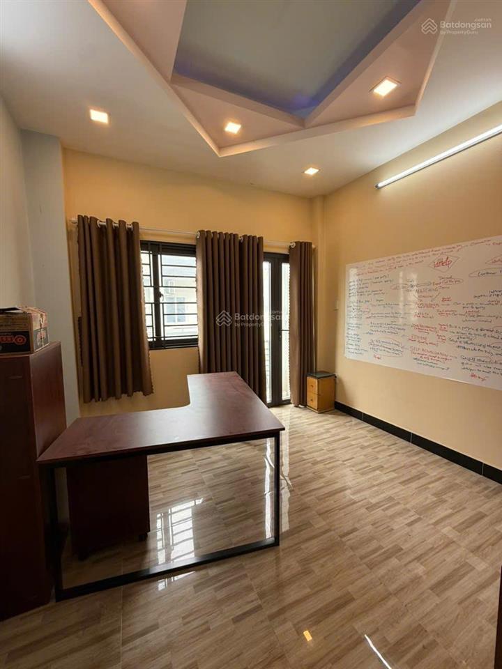 Nhà hẽm 10m nhựa đường hàn hải nguyên. 5 tầng mới