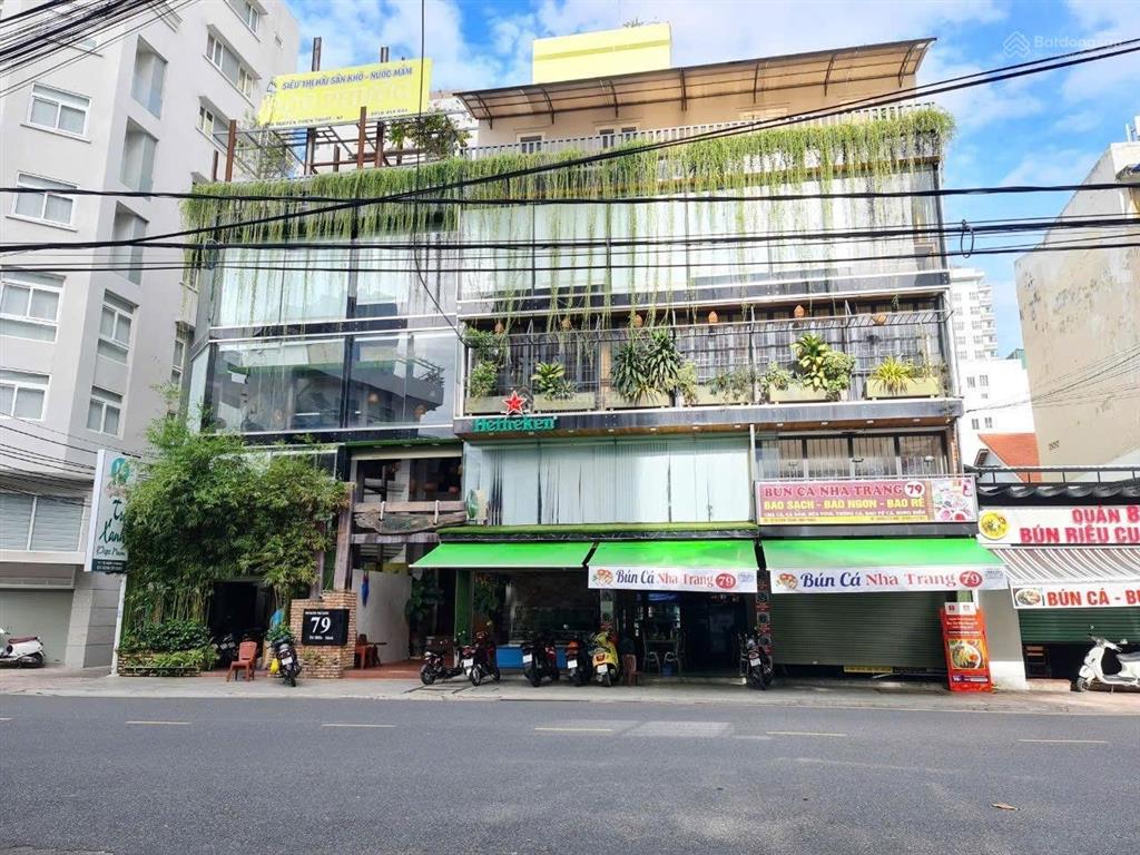 Bán nhà mặt tiền tô hiến thành ngang 20m