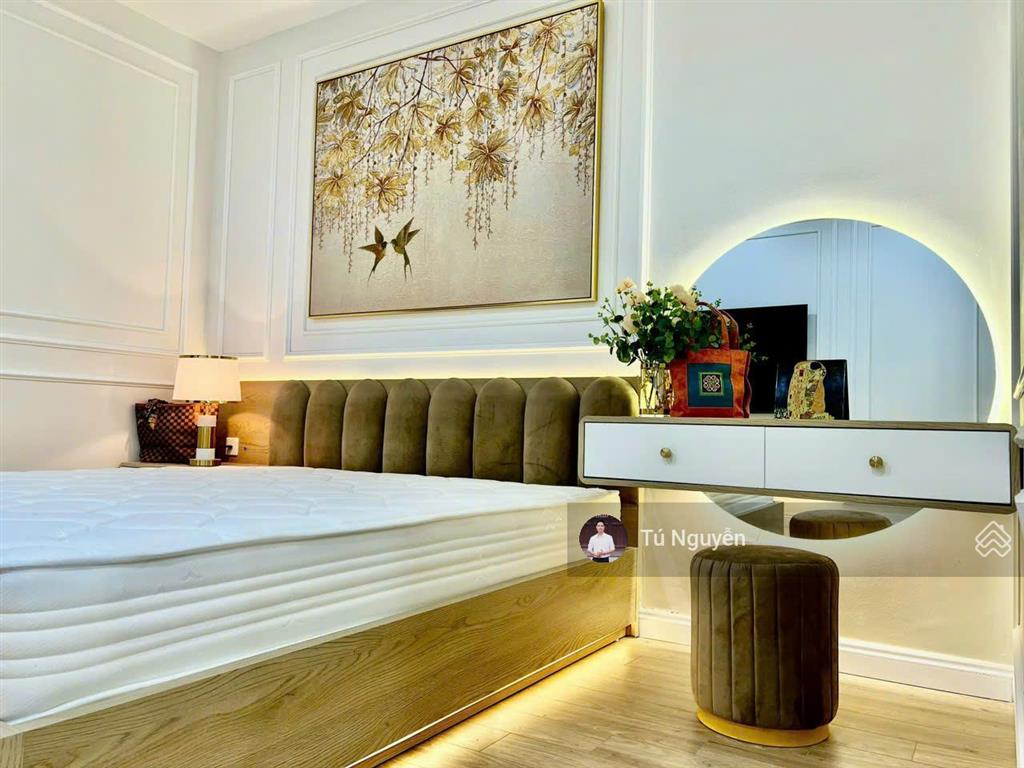 Chính chủ bán căn 2 phòng ngủ 61m2 ban cơ yếu chính phủ lê văn lương. giá 7.5 tỷ