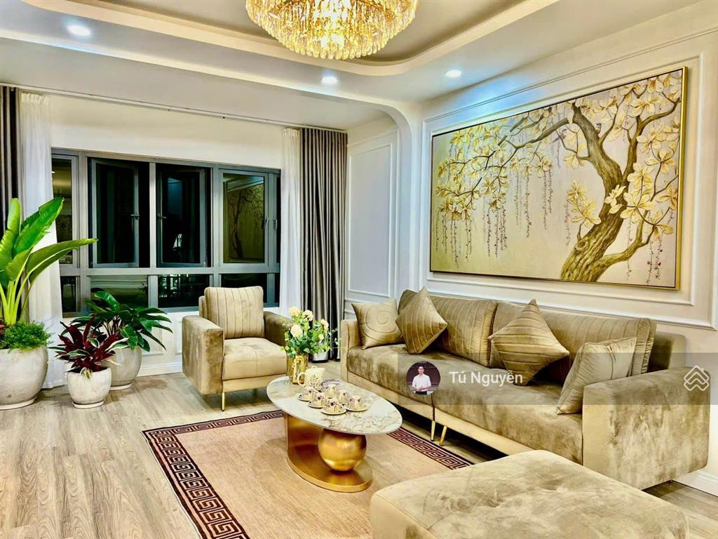 Chính chủ bán căn 2 phòng ngủ 61m2 ban cơ yếu chính phủ lê văn lương. giá 7.5 tỷ