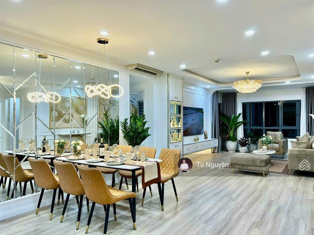 Chính chủ bán căn 2 phòng ngủ, 73m2 283 khương trung. giá 6 tỷ
