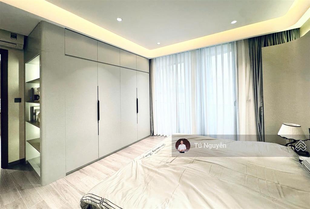 Chính chủ bán căn góc 2 phòng ngủ 55m2, 60b nguyễn huy tưởng. giá 5.5 tỷ