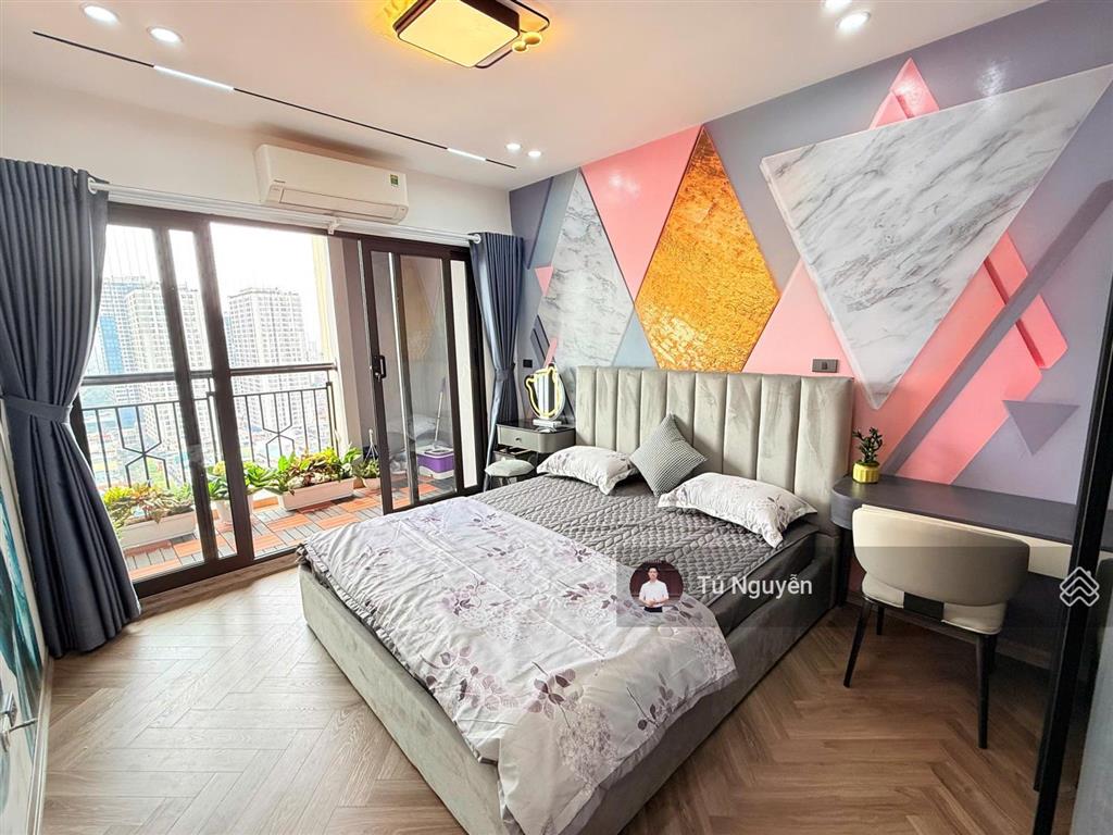 Chính chủ bán căn 2 phòng ngủ 61m2 hei tower số 1 ngụy như kon tum. giá 5 tỷ