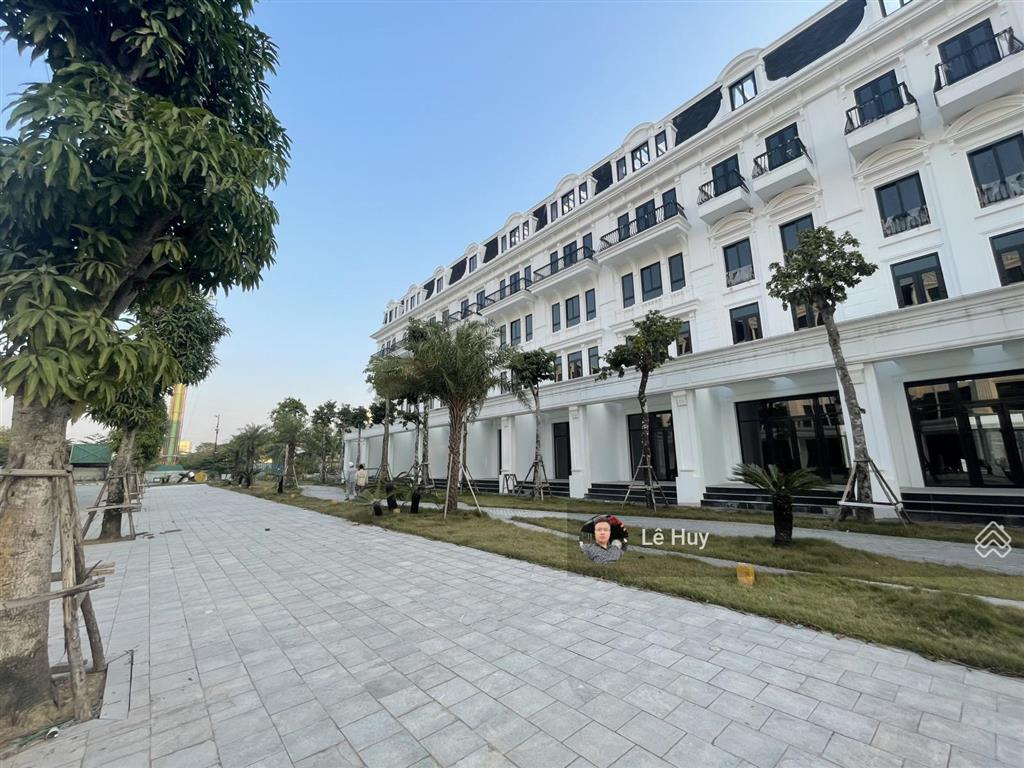 Bán nhanh căn liền kề rộng 107,5m2, mt 5m, đường 13,5m, giá 25xtr/m2 đất tại louis city hoàng mai