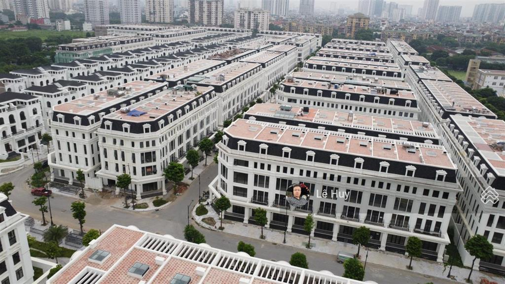 Bán nhanh căn liền kề rộng 107,5m2, mt 5m, đường 13,5m, giá 25xtr/m2 đất tại louis city hoàng mai