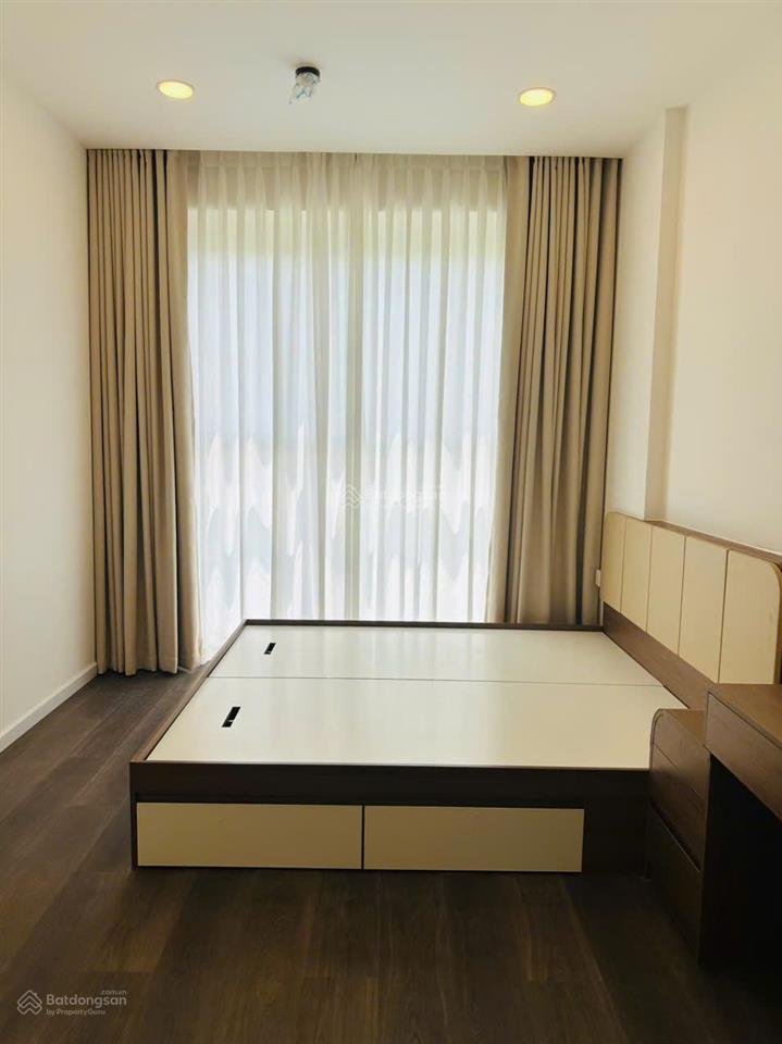 Căn hộ golden mansion  cđt novaland, dt 69m2 bán giá 5.6 tỷ.