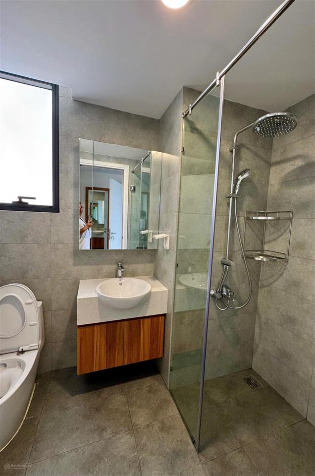 Hàng hót. bán căn hộ golden mansion  dt 75m2  2pn, 2wc. giá bán chỉ 5,4 tỷ đầy đủ nội thất.
