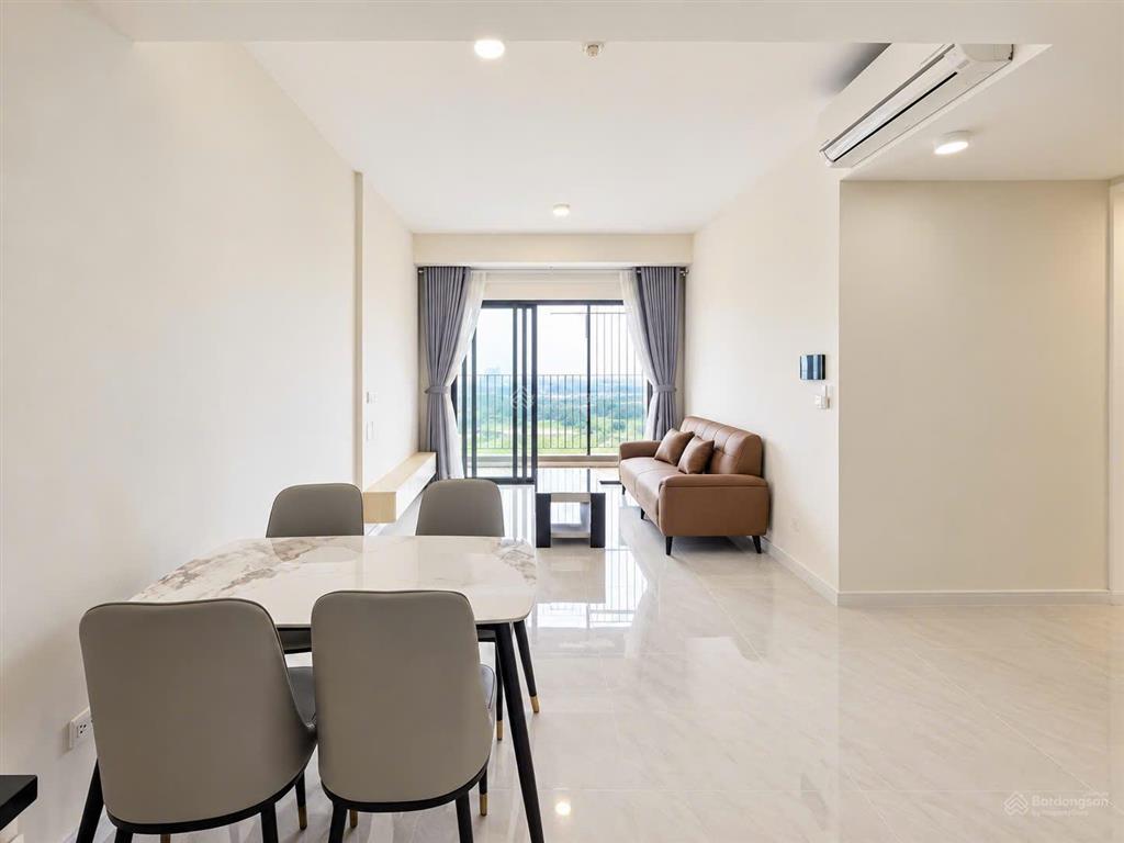Căn hộ botanica premier  cđt novaland  view đông dt 69m2 giá 5.5 tỷ  2 phòng ngủ 2wc