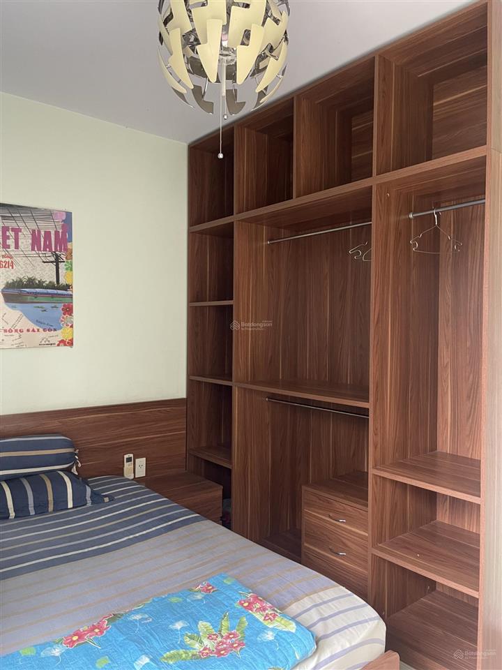 Cho thuê căn hộ the canary homez sau lưng aeon
2 phòng ngủ 2wc 1 phòng làm việc giá 8tr5
