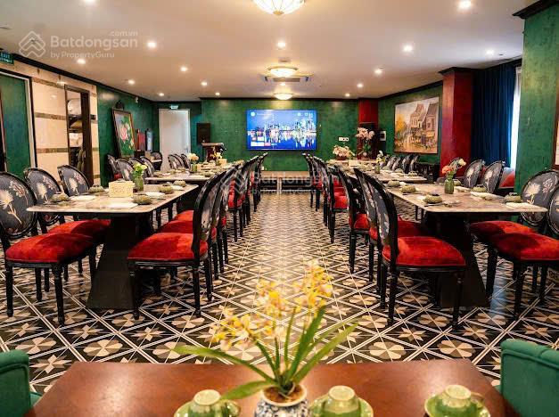 Bán khách sạn, căn hộ cao cấp tại giang văn minh mặt đường đang mở thông ra trần phú  sơn tây