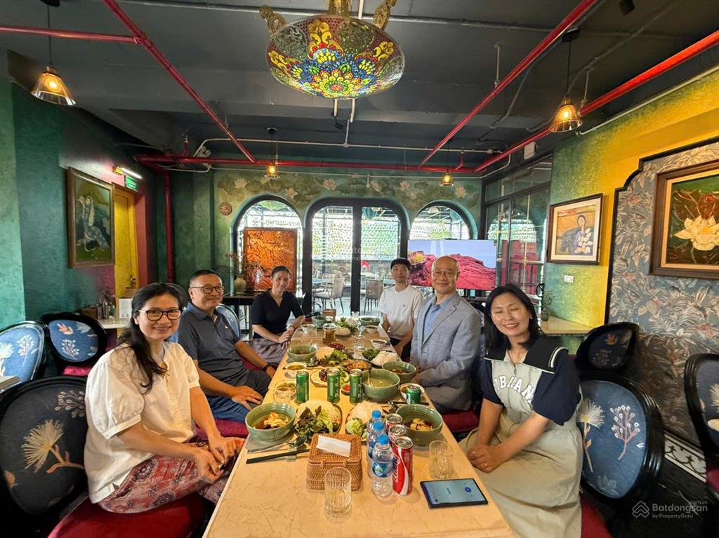 Bán khách sạn, căn hộ cao cấp tại giang văn minh mặt đường đang mở thông ra trần phú  sơn tây