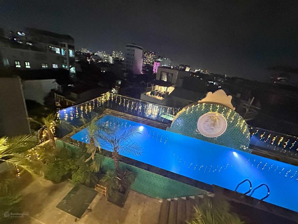 Bán khách sạn, căn hộ cao cấp tại giang văn minh mặt đường đang mở thông ra trần phú  sơn tây