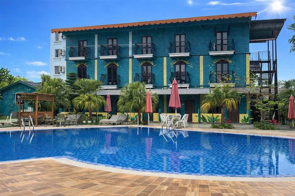 Bán 400m2 mặt phố đi bộ minh châu liền kề minh châu beach resort