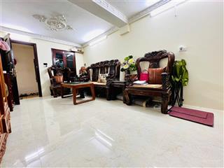 Bán căn hộ chung cư tầng 3, dt 90m2 tại nhà k3 tt bách khoa, giá ưu đãi 5 tỷ vnd