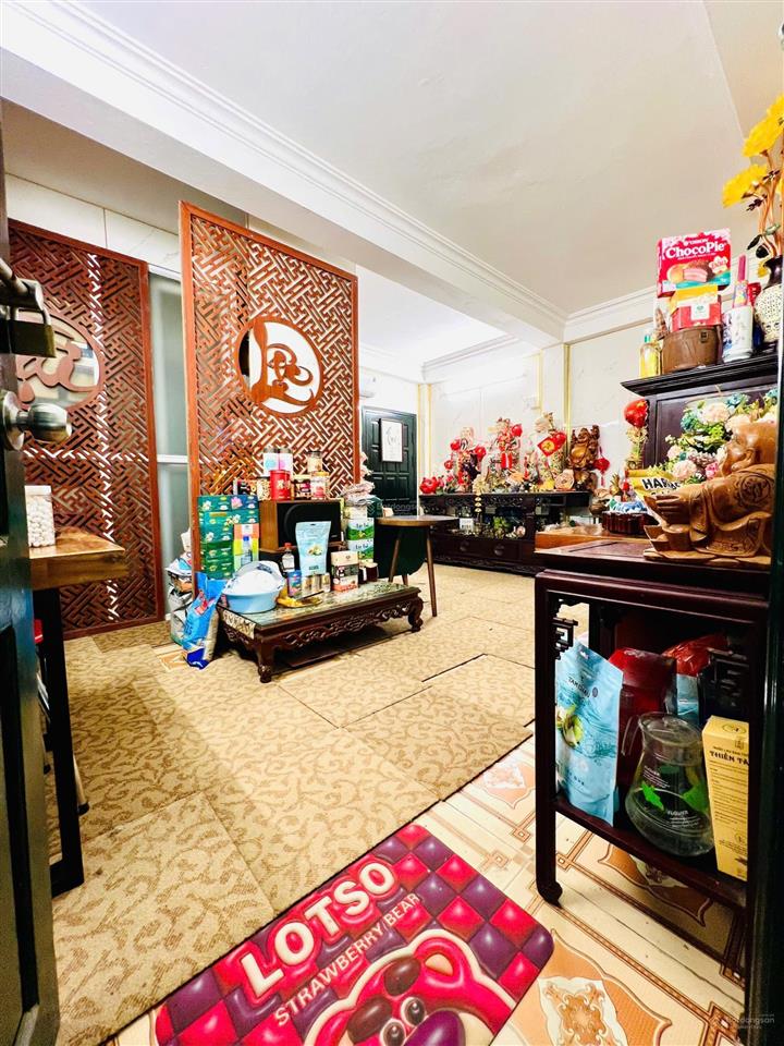 Bán căn hộ chung cư tầng 3, dt 90m2 tại nhà k3 tt bách khoa, giá ưu đãi 5 tỷ vnd