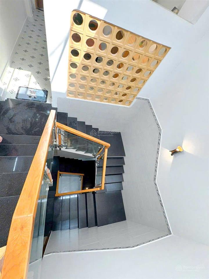 Hẻm xe 7 chỗ vào tận nhà nguyễn hữu tiến 4x9m 4 tầng giá 6,05 tỷ tl