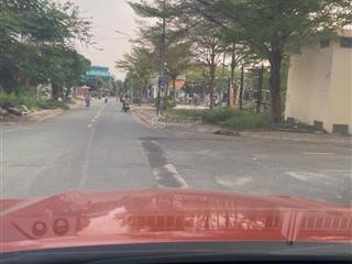 Cần bán lô biệt thự góc 10x20m, khu dân cư gia hoà (đã có sổ hồng)