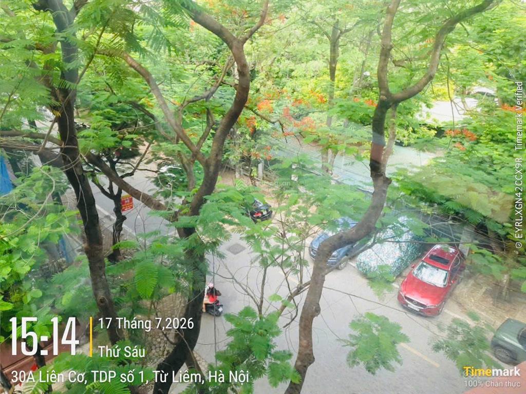 Cho thuê văn phòng tầng 5  120m2 thông sàn, sẵn mặt bằng!