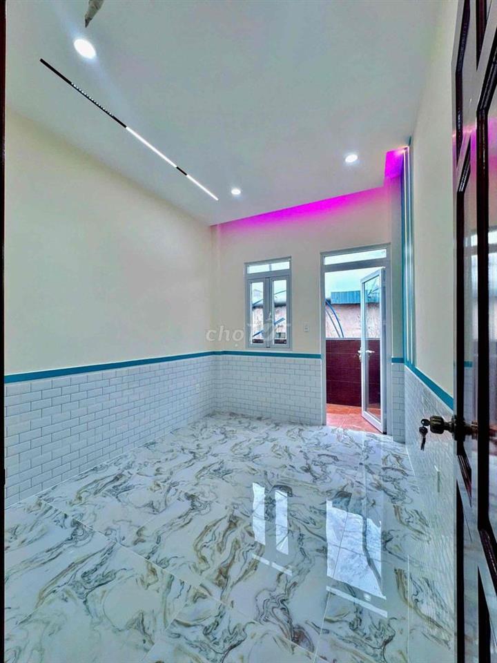 NHÀ ĐẸP TRỤC CHÍNH H68 CMT8 THUẬN TIỆN KINH DOANH