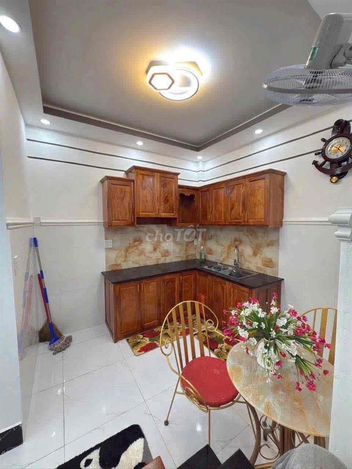 CỌC NGAY GIÁ TỐT NHÀ TRỤC CHÍNH HẺM 90 HÙNG VƯƠNG,TRUNG TÂM NINH KIỀU