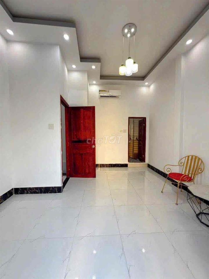 CỌC NGAY GIÁ TỐT NHÀ TRỤC CHÍNH HẺM 90 HÙNG VƯƠNG,TRUNG TÂM NINH KIỀU