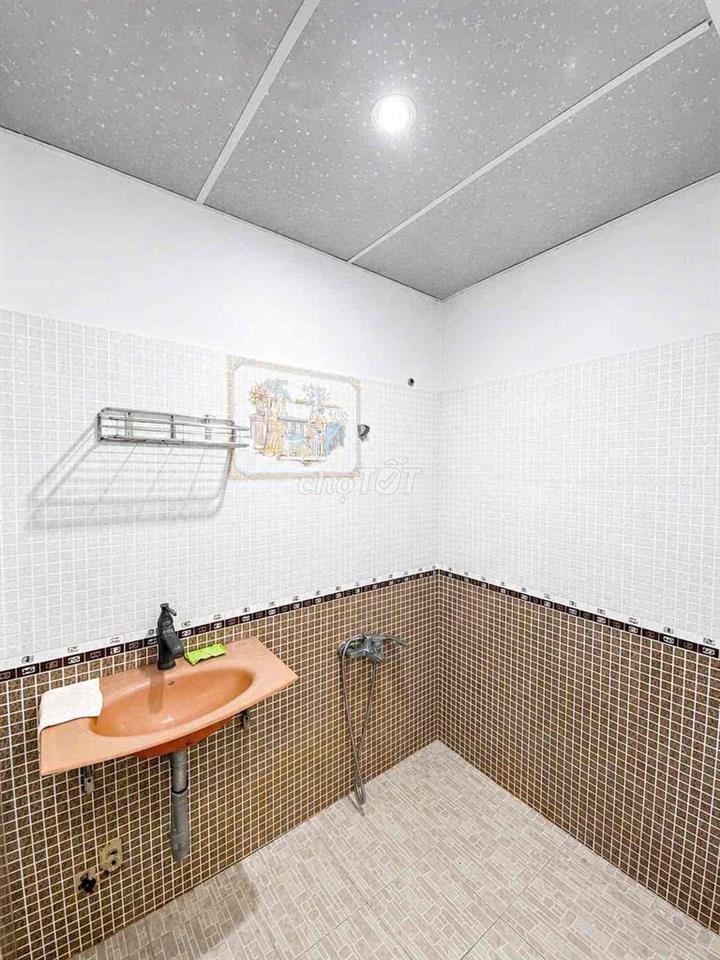 NHÀ LẦU H138 TRẦN HƯNG ĐẠO,VỊ TRÍ ĐẸP TRUNG TÂM NINH KIỀU,KẾ CHỢ