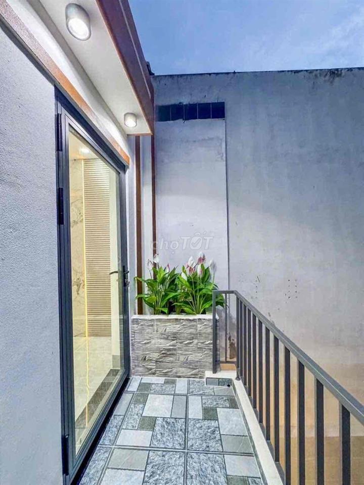NHÀ LẦU MỚI ĐẸP 3PN HẺM 38 MẬU THÂN KẾ ST LOTTE,GIÁ TỐT