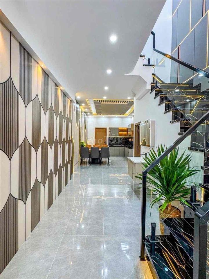 NHÀ ĐẸP TRUNG TÂM NINH KIỀU,HẺM 67 PHAN ĐĂNG LƯU KẾ VINCOM HÙNG VƯƠNG