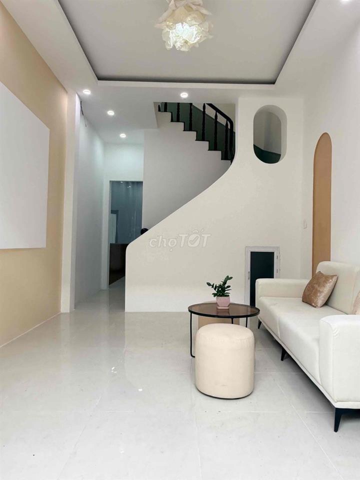 KẸT BÁN GẤP NHÀ 4PN HẺM 42 VÕ TRƯỜNG TOẢN,KẾ TRƯỜNG CĐKT