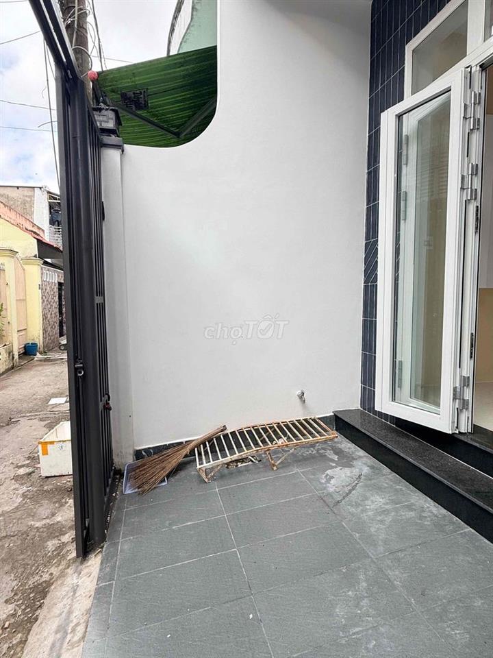 KẸT BÁN GẤP NHÀ 4PN HẺM 42 VÕ TRƯỜNG TOẢN,KẾ TRƯỜNG CĐKT